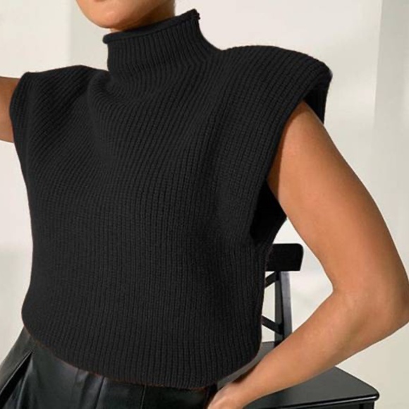Crescent Mock Neck Cropped Sweater Size S in Black - Picture 1 of 8